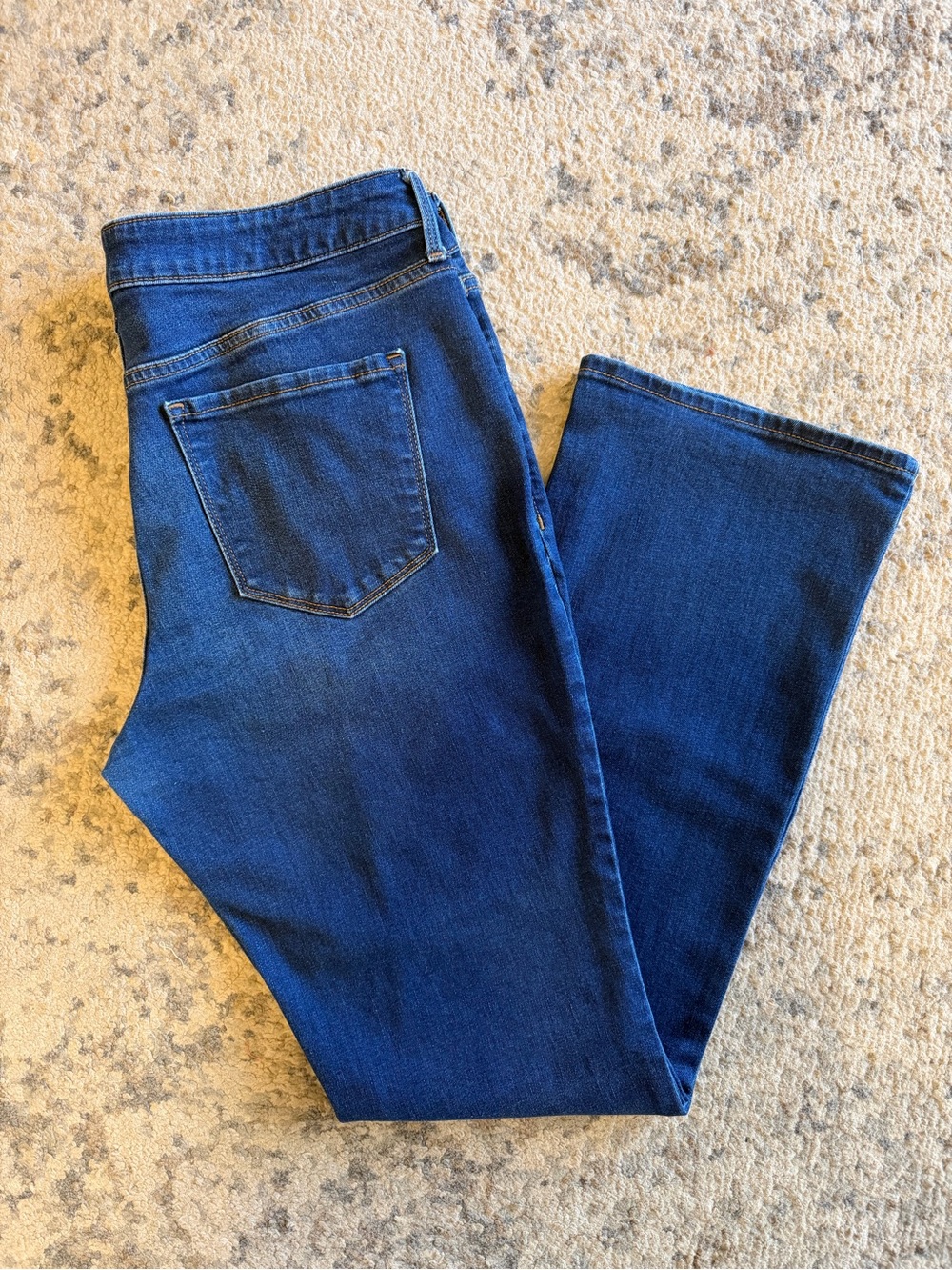 Old Navy Women’s Kicker Boot-Cut Jeans Size 12